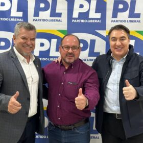 Fotos de Delegado Jacovós e Deputado Giacobo promovem Encontro Regional do PL em Maringá