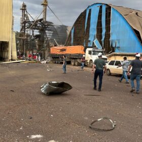 Fotos de Sobe para 7 o número de mortos na explosão em silo de cooperativa agroindustrial de Palotina; 12 ficaram feridos