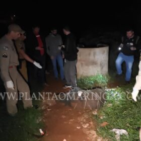 Fotos de Homem é morto e tem corpo jogado dentro de rio - A vítima estava enrolada em um saco plástico