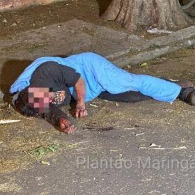 Fotos de Polícia Civil procura suspeito de assassinar homem de forma brutal em Sarandi, o crime foi registrado por uma câmera de segurança