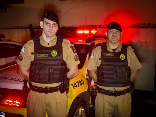 Homem em surto é salvo por policiais militares de Sarandi  Foto 1 Fotos de Homem em surto é salvo por policiais militares de Sarandi