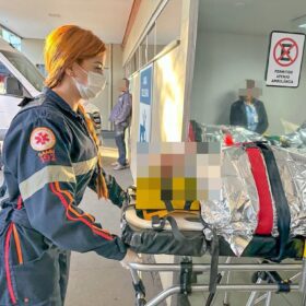 Idosa morre no hospital após ser atropelada por moto em Maringá  Foto 1 Fotos de Idosa morre no hospital após ser atropelada por moto em Maringá