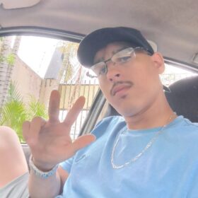 Fotos de Jovem é executado com 8 tiros ao lado de carrinho de lanche em Maringá