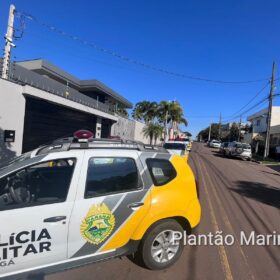 Fotos de Mulher é rendida por criminosos armados durante tentativa de roubo a residência em Maringá 