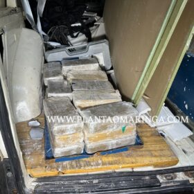 Fotos de Polícia Rodoviária Federal apreende mais de 15 milhões em cocaína na região de Maringá