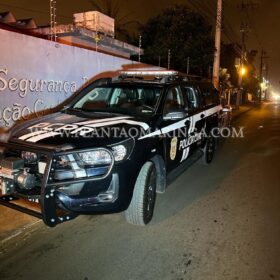 Fotos de Durante operação em Sarandi, polícia apreendem R$ 25 mil reais e uma máquina caça-níquel em uma tabacaria  