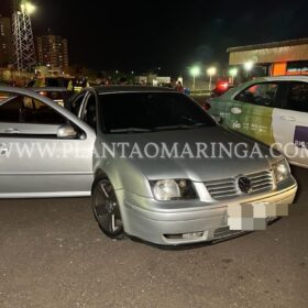 Fotos de Homem armado abandona carro e namorada ao tentar fugir de Blitz em Maringá