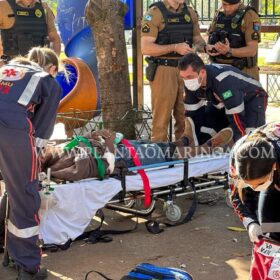 Fotos de Homem é intubado após ser atingido por três facadas no centro de Sarandi