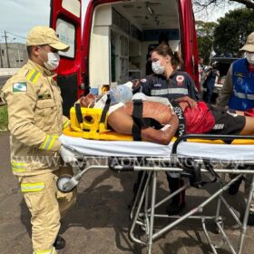 Fotos de Homem é intubado após ser esfaqueado em Maringá 