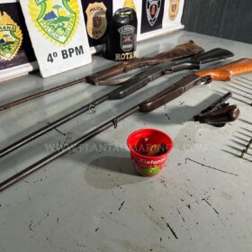 Fotos de Homem é preso pela Rotam com quatro armas de fogo em Maringá