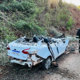 Fotos de Moradora de Maringá morre após carro capotar e cair em ribanceira em Marialva 