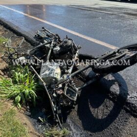 Fotos de Moto explode após bater em carro em Sarandi