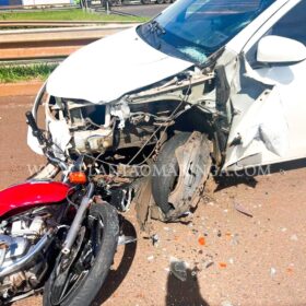 Fotos de Motociclista portando cocaína e munições sofre ferimentos graves após bater em carro de policial em Maringá 