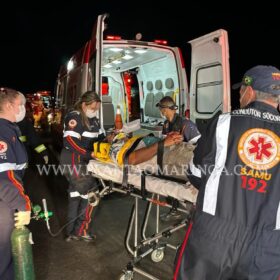 Fotos de Motorista dirige pela contramão e provoca acidente em Maringá 