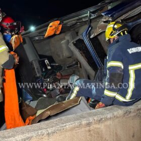 Fotos de Motorista dirige pela contramão e provoca acidente em Maringá 