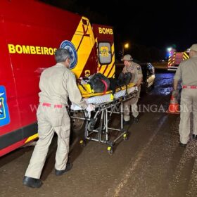 Fotos de Mulher sofre trauma de face após queda de moto em Maringá