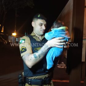 Fotos de Recém-nascido engasga com leite materno e é salvo por Policial Militar em Sarandi 