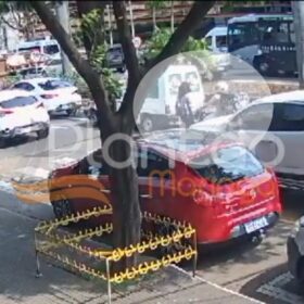 Vídeo: Adolescente é atropelada em cima da faixa de pedestres em Maringá   Foto 1 Fotos de Vídeo: Adolescente é atropelada em cima da faixa de pedestres em Maringá