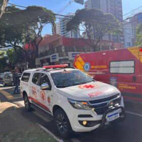 Fotos de Vídeo mostra homem sendo atropelado por moto em Maringá