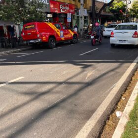 Fotos de Vídeo mostra homem sendo atropelado por moto em Maringá