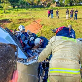 Fotos de Morreu no Hospital Universitário de Maringá segunda vítima de acidente na PR-218