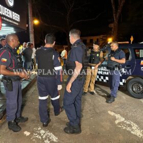 Fotos de Adolescente de 17 anos é executado com vários tiros em Maringá 