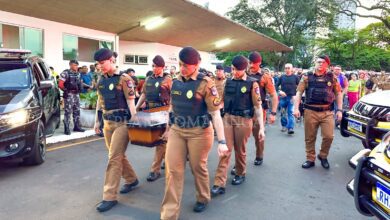 Fotos de Amigos prestam últimas homenagens a Polícia Militar morta em Maringá