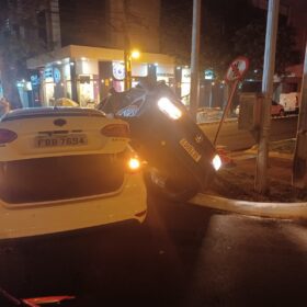 Fotos de Câmera de segurança registra acidente impressionante em Maringá