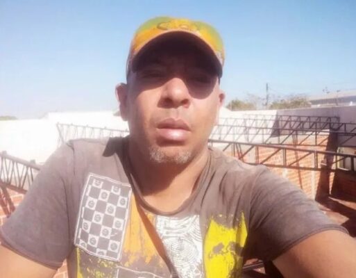 Homem é encontrado morto com golpes de faca  Foto 1 Fotos de Homem é encontrado morto com golpes de faca