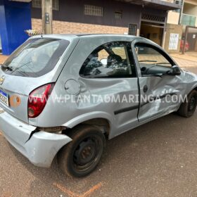 Carro avança preferencial causando acidente que deixou pai e filho feridos em Maringá Foto 1 Fotos de Carro avança preferencial causando acidente que deixou pai e filho feridos em Maringá