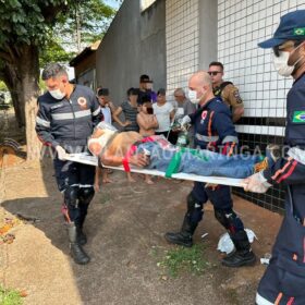 Fotos de Homem é esfaqueado pela esposa após se recusar ir ao bar em Maringá