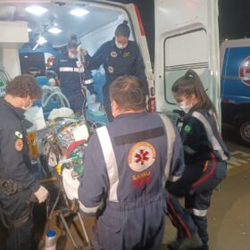 Fotos de Homem morre no Hospital Universitário de Maringá após ser atingido por coice de cavalo 