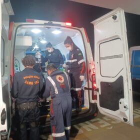 Fotos de Homem morre no Hospital Universitário de Maringá após ser atingido por coice de cavalo 