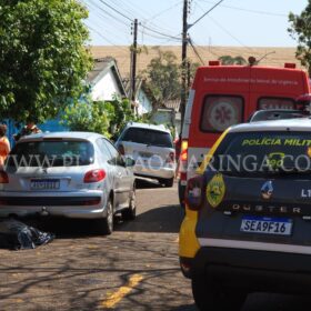 Fotos de Jovem é morto com mais de 20 tiros e padrasto é ferido na perna neste domingo
