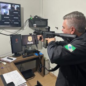 Fotos de Delegado Jacovós entrega viaturas ao DENARC de Maringá para fortalecer o combate ao tráfico de drogas