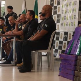 Fotos de Dezessete pessoas são presas durante operação policial em Maringá e região