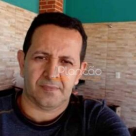 Fotos de Homem que tentou matar ex-mulher a facadas é encontrado morto na cadeia de Sarandi 