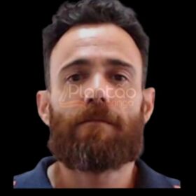 Fotos de Identificado homem morto em confronto com o Pelotão de Choque em Maringá 