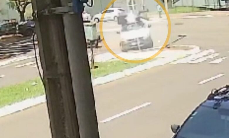 Fotos de Imagens de câmera de segurança registram grave acidente em Maringá 