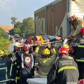 Fotos de Motorista morre após grave acidente na BR-376 em Marialva 