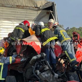 Fotos de Motorista morre após grave acidente na BR-376 em Marialva 