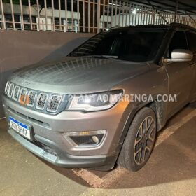 Fotos de Trio é detido com carro roubado e portando arma de fogo em Maringá