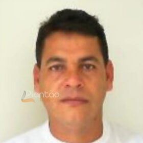 Fotos de Jovem é preso enquanto fazia churrasco para comemorar morte do namorado da mãe 