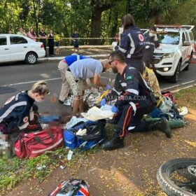 Fotos de Motociclista que teve perna decepada em acidente em Maringá, morre no hospital
