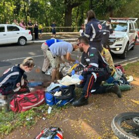Fotos de Motociclista tem perna arrancada em acidente em Maringá