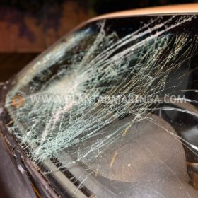 Fotos de Motorista invade a contramão, bate em motociclista em Maringá 