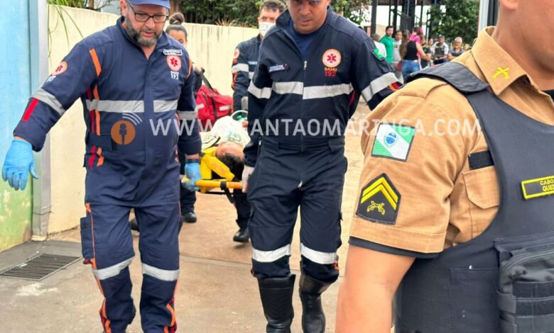 Mulher é atacada e ferida com 7 facadas pelo ex-companheiro em Sarandi; Homem tentou suicídio Foto 1 Fotos de Mulher é atacada e ferida com 7 facadas pelo ex-companheiro em Sarandi; Homem tentou suicídio