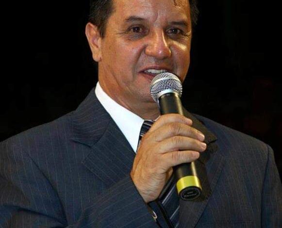 Pastor que caiu de telhado durante conserto em Maringá morre no hospital Foto 1 Fotos de Pastor que caiu de telhado durante conserto em Maringá morre no hospital