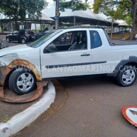 Fotos de Imagens de câmera de segurança registram grave acidente em Maringá 