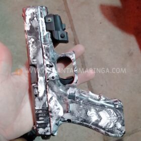 Fotos de Polícia Militar prende homem em tabacaria e apreende pistola com mira a laser e kit rajada em Maringá